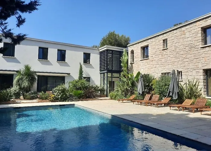 Hotel Particulier Cassis Parking Gratuit Piscine Chauffee